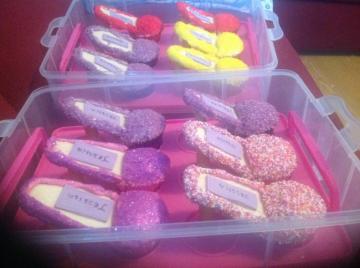 Shoe cupcakes
